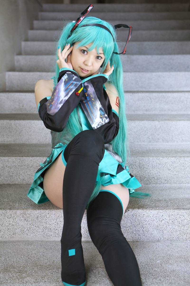 [Cosplay]  Vocaloid - Sexy Hatsune Miku
